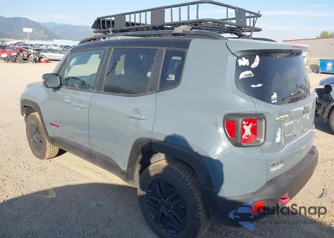 2018 Jeep Renegade Trailhawk 4X4 из США, поврежденный, VIN ZACCJBCBXJPH41934